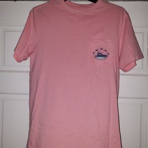 Vineyard Vines tshirt